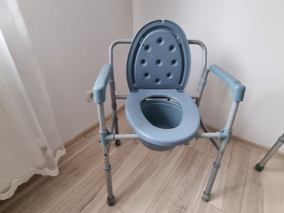 Carucior, cadru de mers, toaleta persoane invalide(batrane)