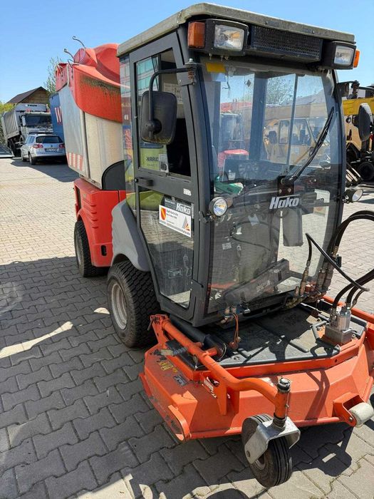 Autospeciala maturatoare HAKO Citytrac 4200 cu multe accesorii