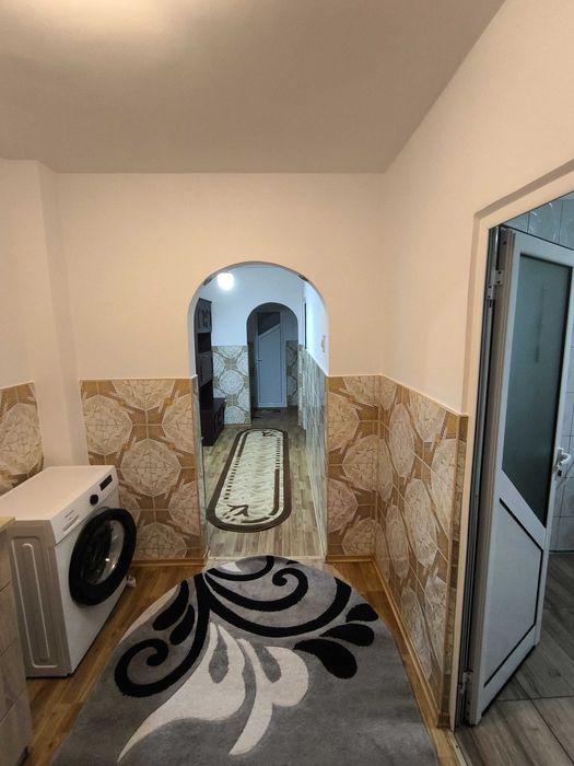 Apartament cu 3 camere, Mircea cel Bătrân, 600€ negociabil