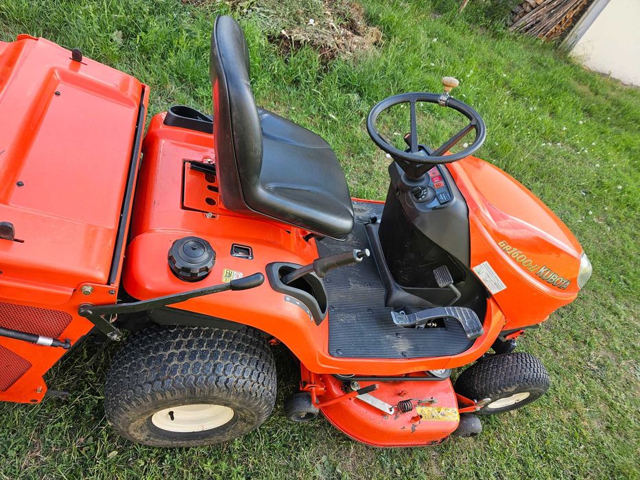 ДИЗЕЛОВА KUBOTA Тракторна Косачка. GR 1600.ДвуЦилиндрова. ПЕРФЕКТНА