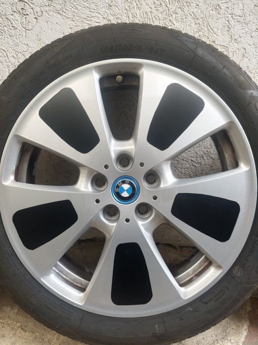 Гуми с джанти за BMW i3