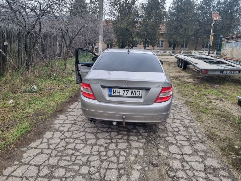Vand Mercedes c 200