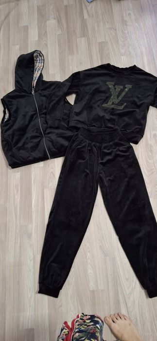 Костюм тройка Велюр в отличном состоянии