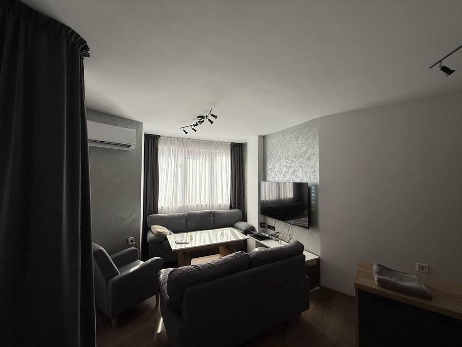 Дава се под наем Тристаен апартамент в Пловдив, Христо Смирненски - 80 кв.м за 663 € - Снимка #2