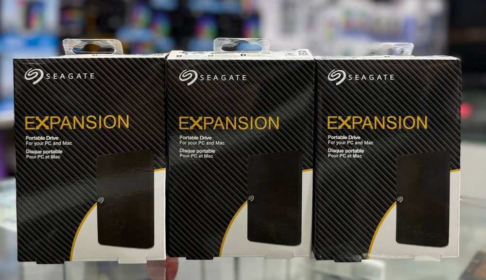 Внешный накопитель HDD 500GB