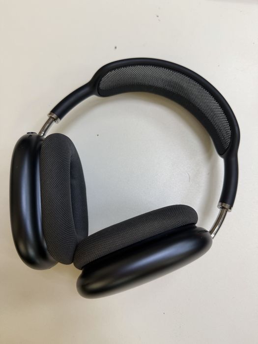 Продам AirPods Max 2