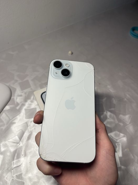 Iphone 15 128гб 88%