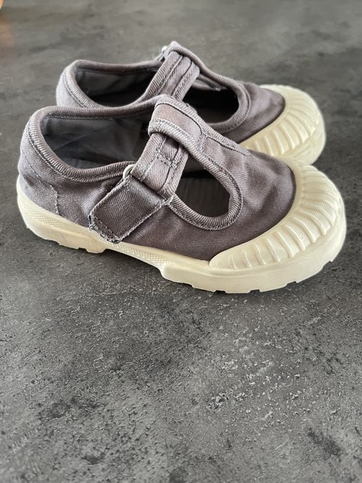 sandalute zara marimea 22