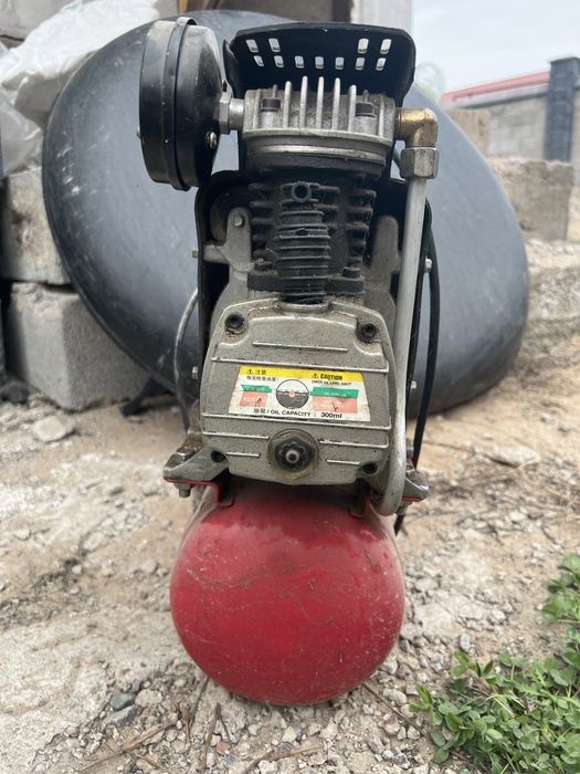 Продаётся компрессор