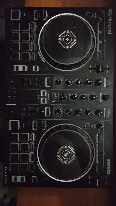 Продам диджейский пульт