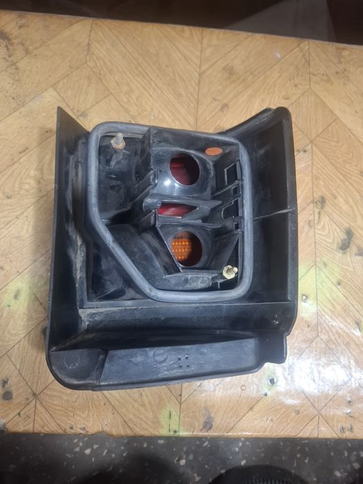 Фонарь задний правый пасат б3 универсал