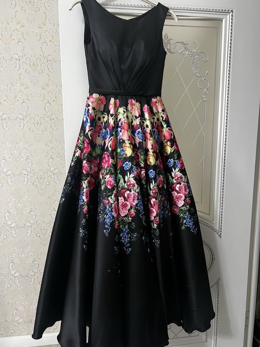 Шикарное платье