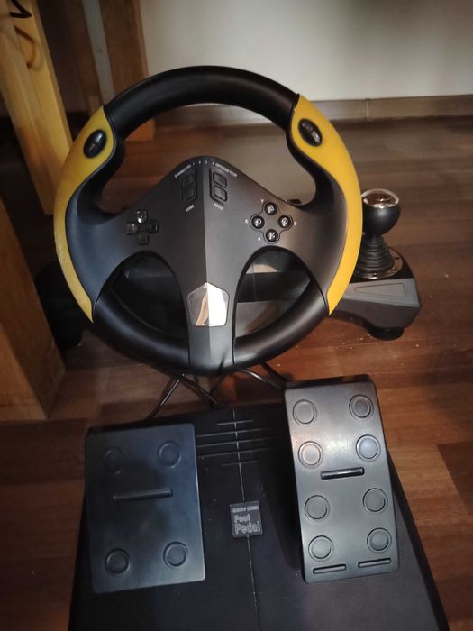 Vând Volan mirya mg 7400 pentru ps4/ps3/xbox