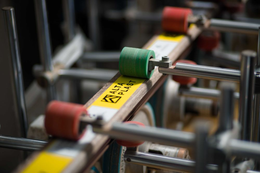 Alta Plast - пластиковый профиль для окон и дверей