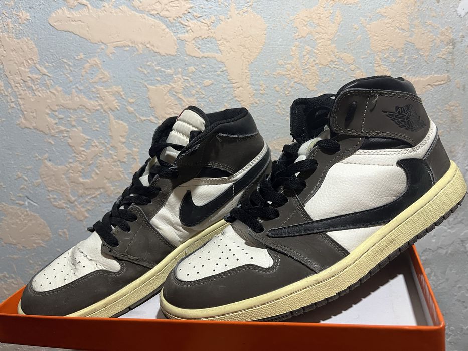 Nike Travis Scott x Jordan 1 "Cactus Jack"