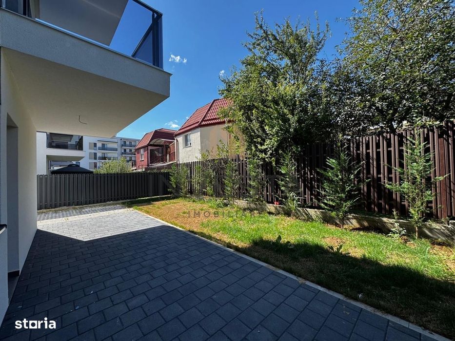 Casa tip duplex de vanzare, constructie noua, strada privata, Floresti