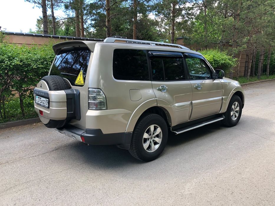 Митсубиси Паджеро 4 / Mitsubishi Pajero 4