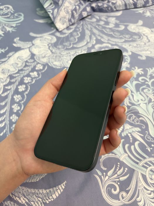 IPhone 12 black 64gb