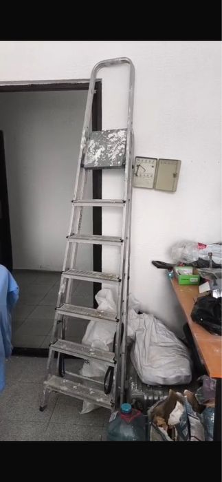 Алюминиевая стремянка