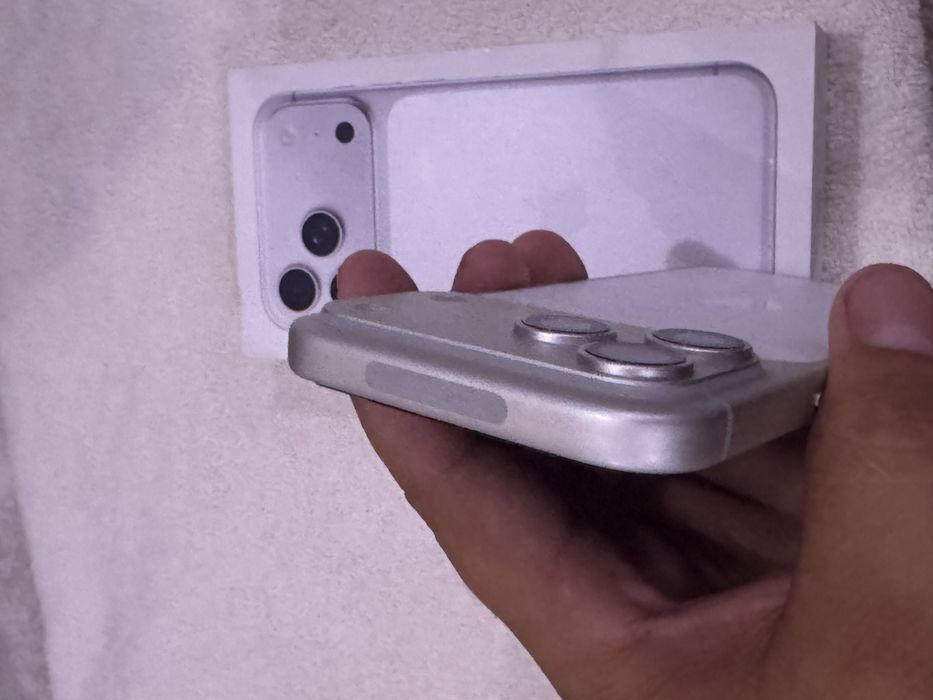 Iphone 17 Pro max идеальный состояние