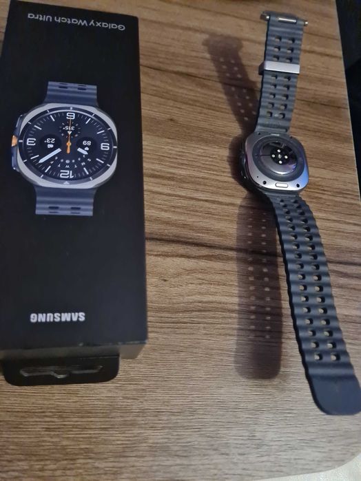 Samsung Galaxy Watch ULTRA impecabil