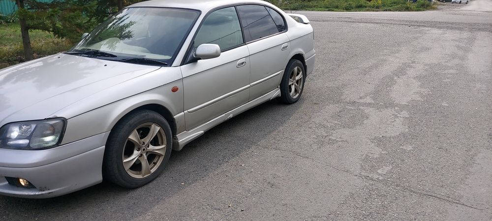 Subaru legacy b4