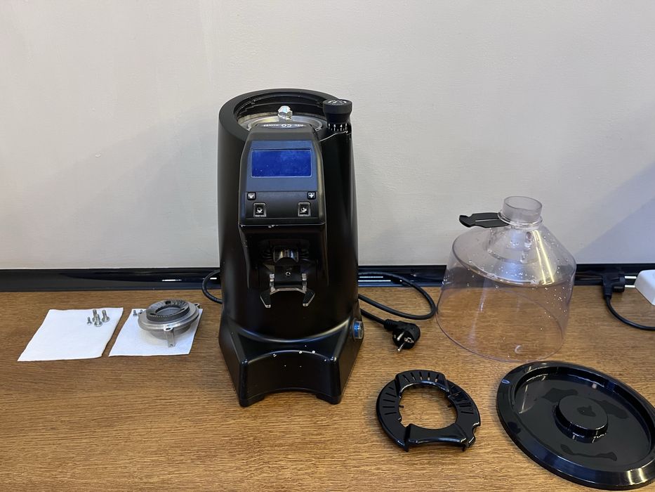 Кофемолка Eureka Zenith Neo 65