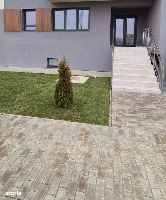 Vand spatiu comercial complex Maurer Residence