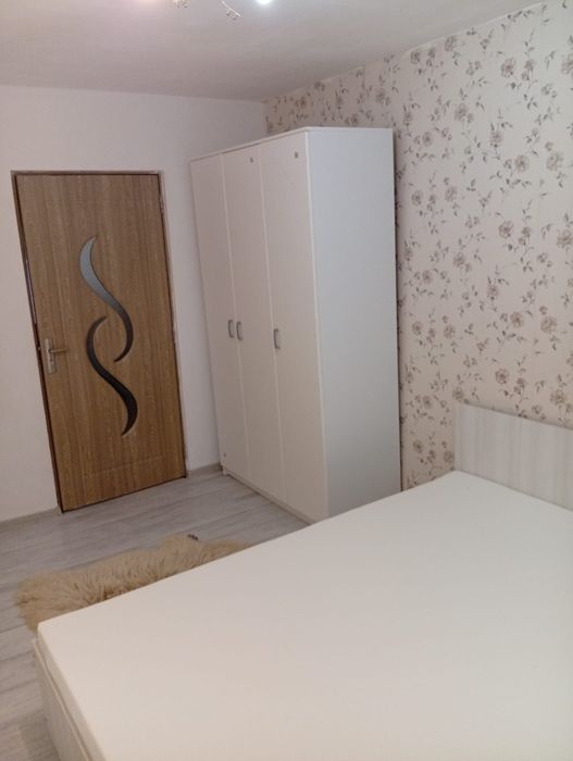 Închiriez apartament in centru