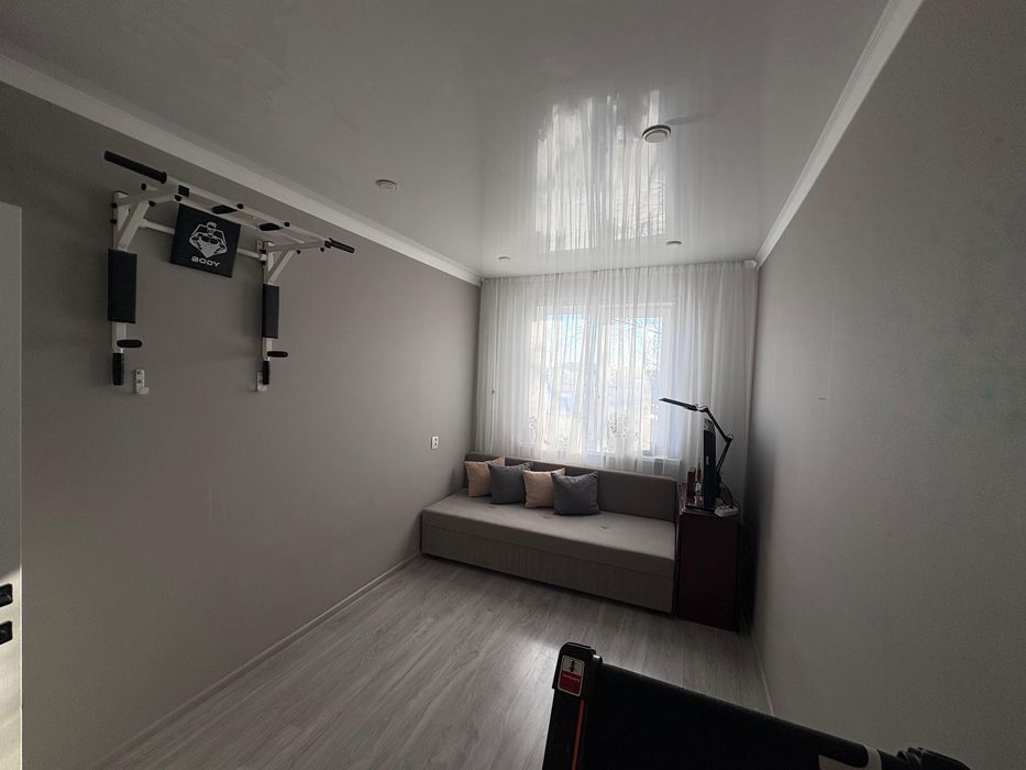 Продам 3-хкомнатную квартиру