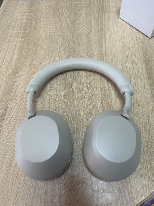 Продам наушники SONY XM5