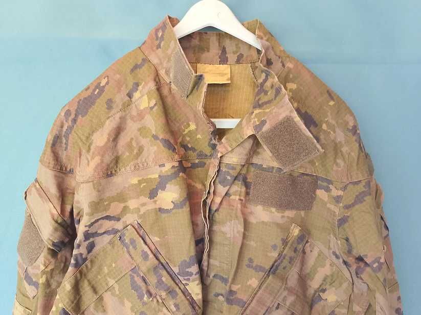 Geaca Militară Uniformă Camuflaj. Armata Spaniolă. Piesa de colectie