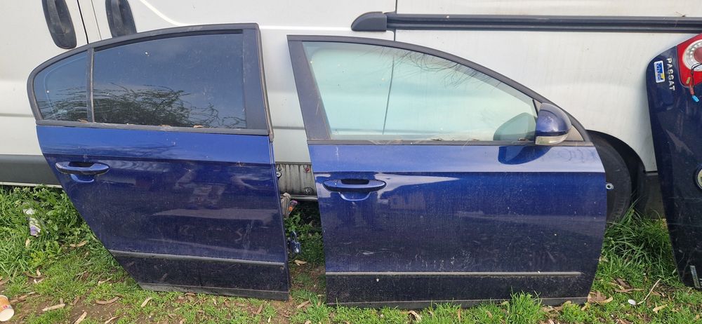 Usa portiera partea dreapta spate haion vw passat b6