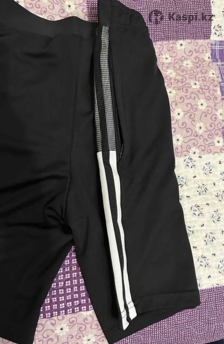 Продам шорты adidas