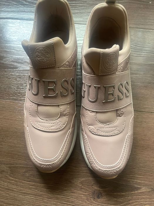Сникърси Guess pink