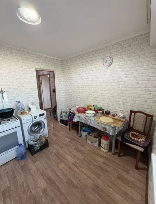 Продам квартиру в мкрн Сарыарка не дорого