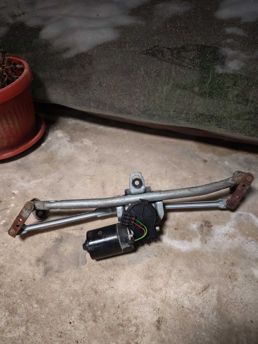 Механизъм за чистачки VW Golf 4 (1997–2004) – работещ