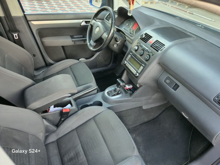 VOLKSWAGEN Touran 2008 — imagine 5
