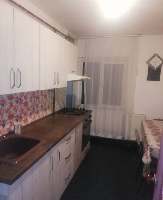 Apartament 2 camere, decomandat