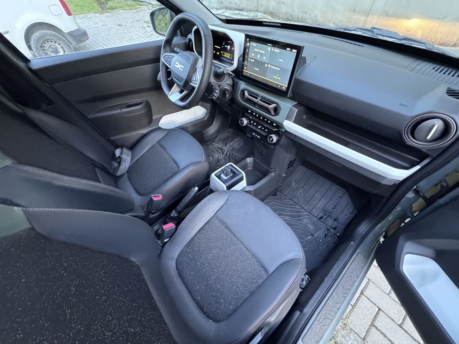 Noul Dacia Spring Extreme 2025 avariat spate
