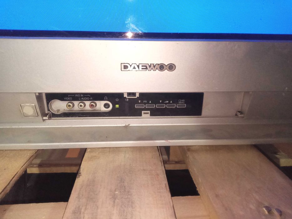 Продам кинескопный  телевизор DAEWOO диагональ 29