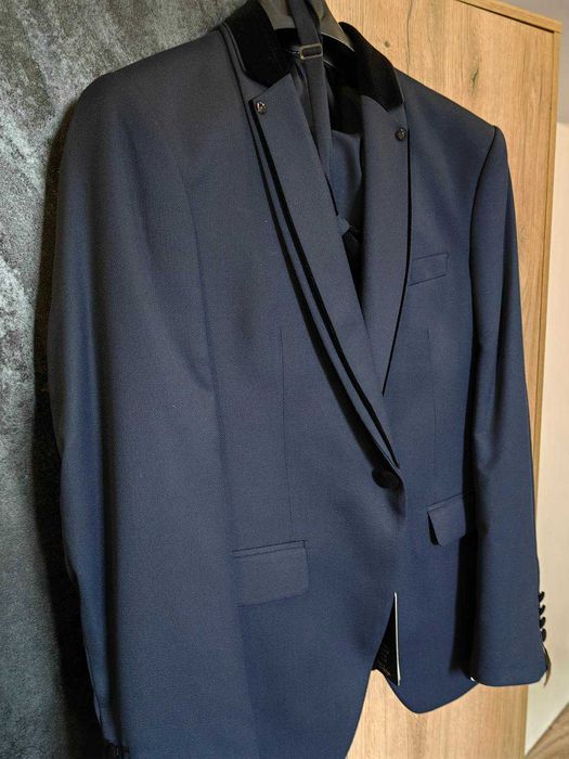 Нов мъжки костюм от 5 части