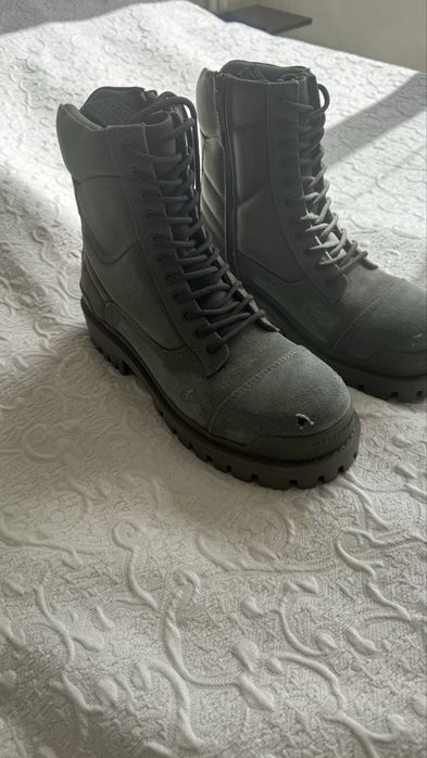 balenciaga stricker boots