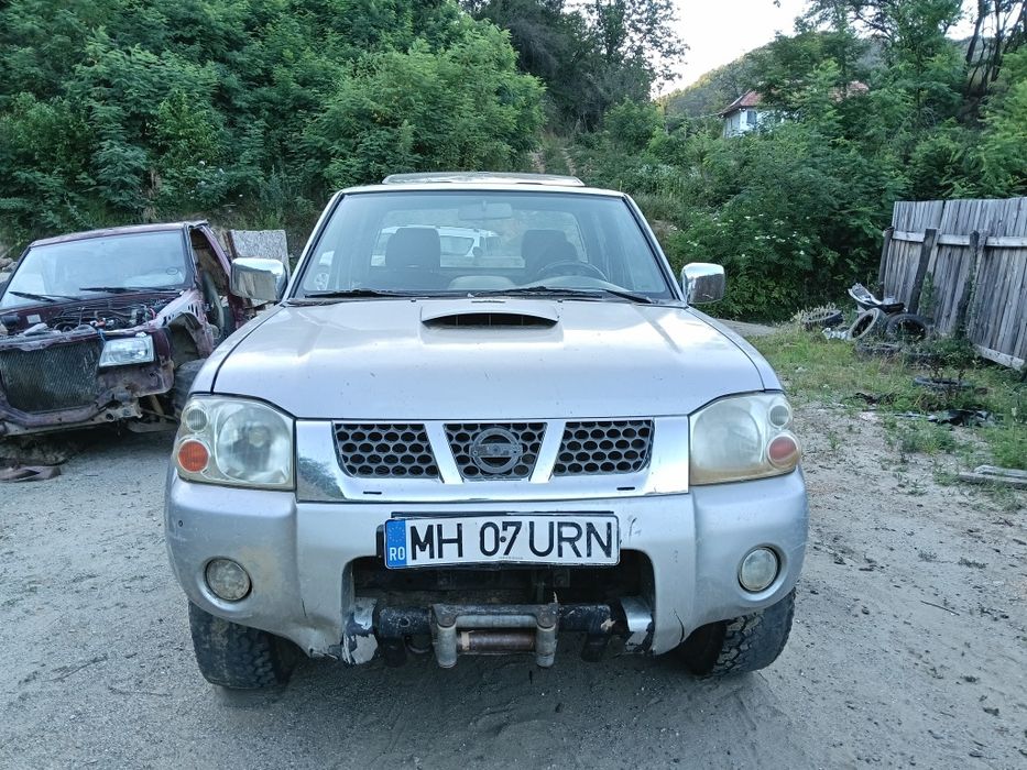 NISSAN Navara