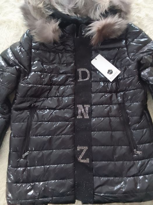 Продам женские куртки