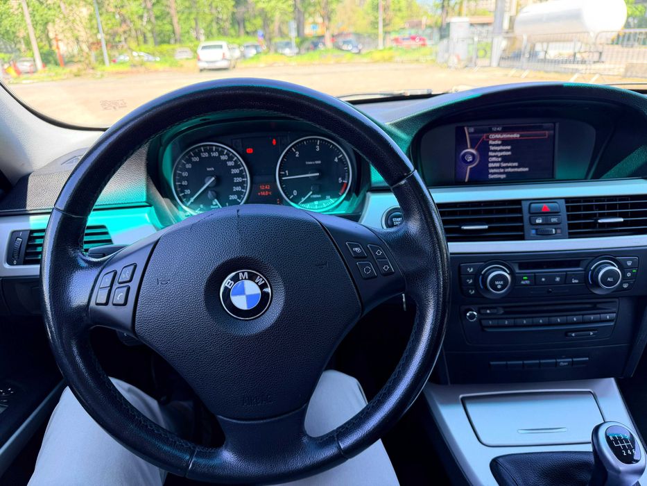 BMW seria 3 e90 184cp 2011