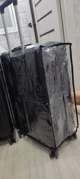 Чехол на чемодан новый