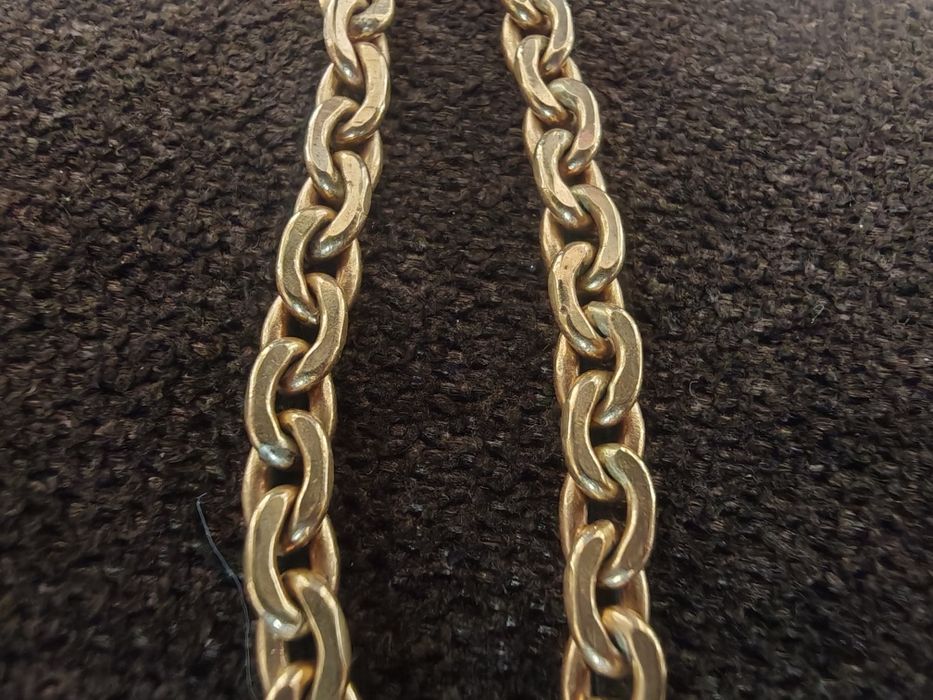 Продавам плътен български златен ланец синджир  14к