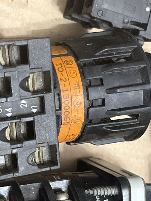 Lot 10 Componente Industriale Eaton Moeller Schneider Salzer Kraus Naimer – Automatizări