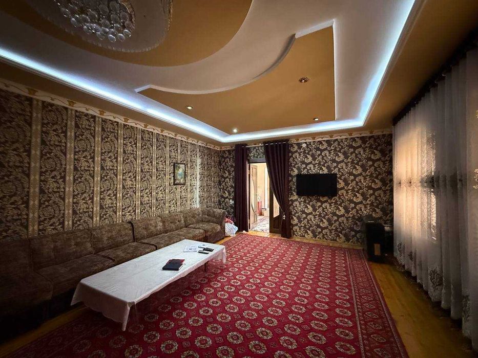 TAYYOR 4 SOTIQLI hovli sotiladi